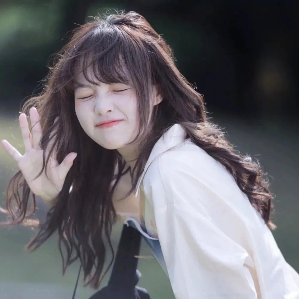 千金我当腻了，现在只想好好打工